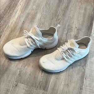 Nike White Mesh Prestos